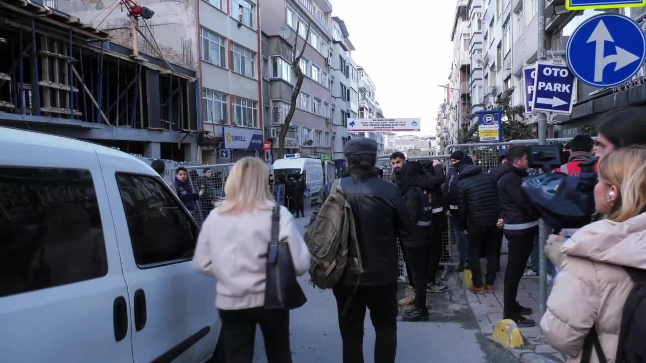 Vatan Caddesi'nde Olağanüstü Abluka