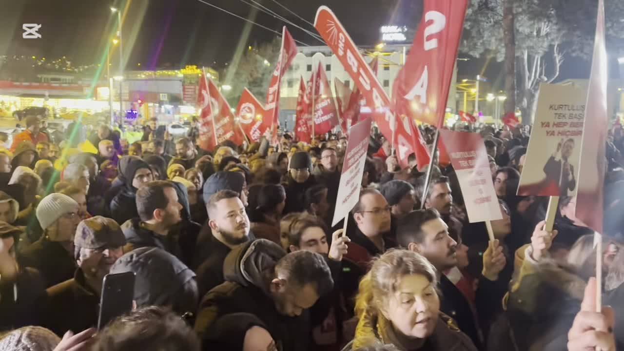 Chp'den Yurt Çapında Protesto... İmamoğlu’nun Gözaltına Alınması Bursa’da Protesto Edildi