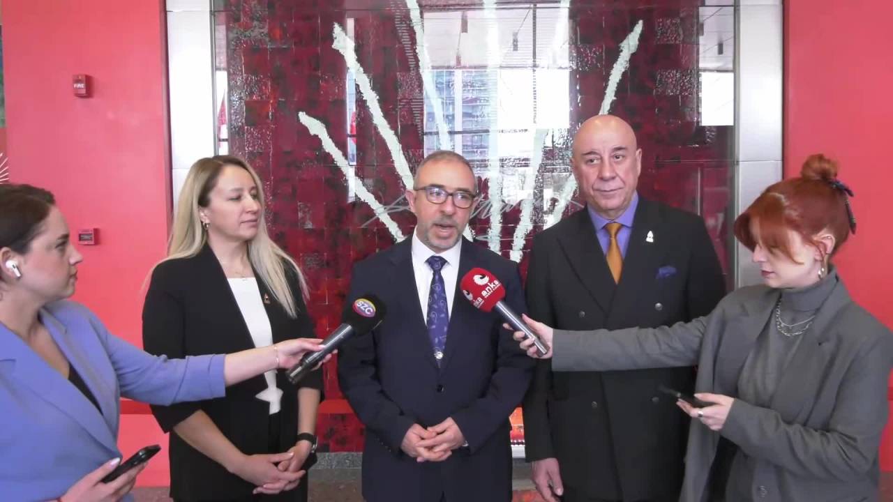 Ekrem İmamoğlu'na Gözaltı... Zafer Partisi'nden Chp'ye Dayanışma Ziyareti
