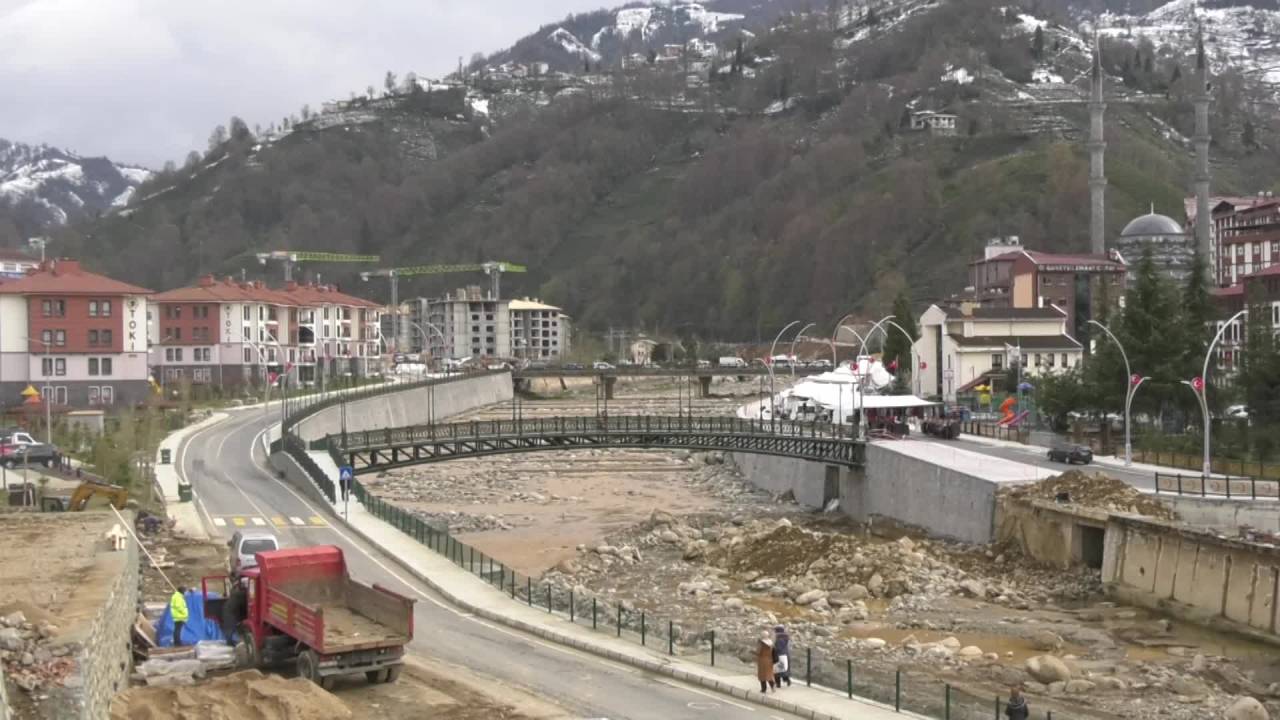 Cumhurbaşkanı Erdoğan’ın Baba Ocağı Güneysu'da Halk İmamoğlu’na Destek Verdi