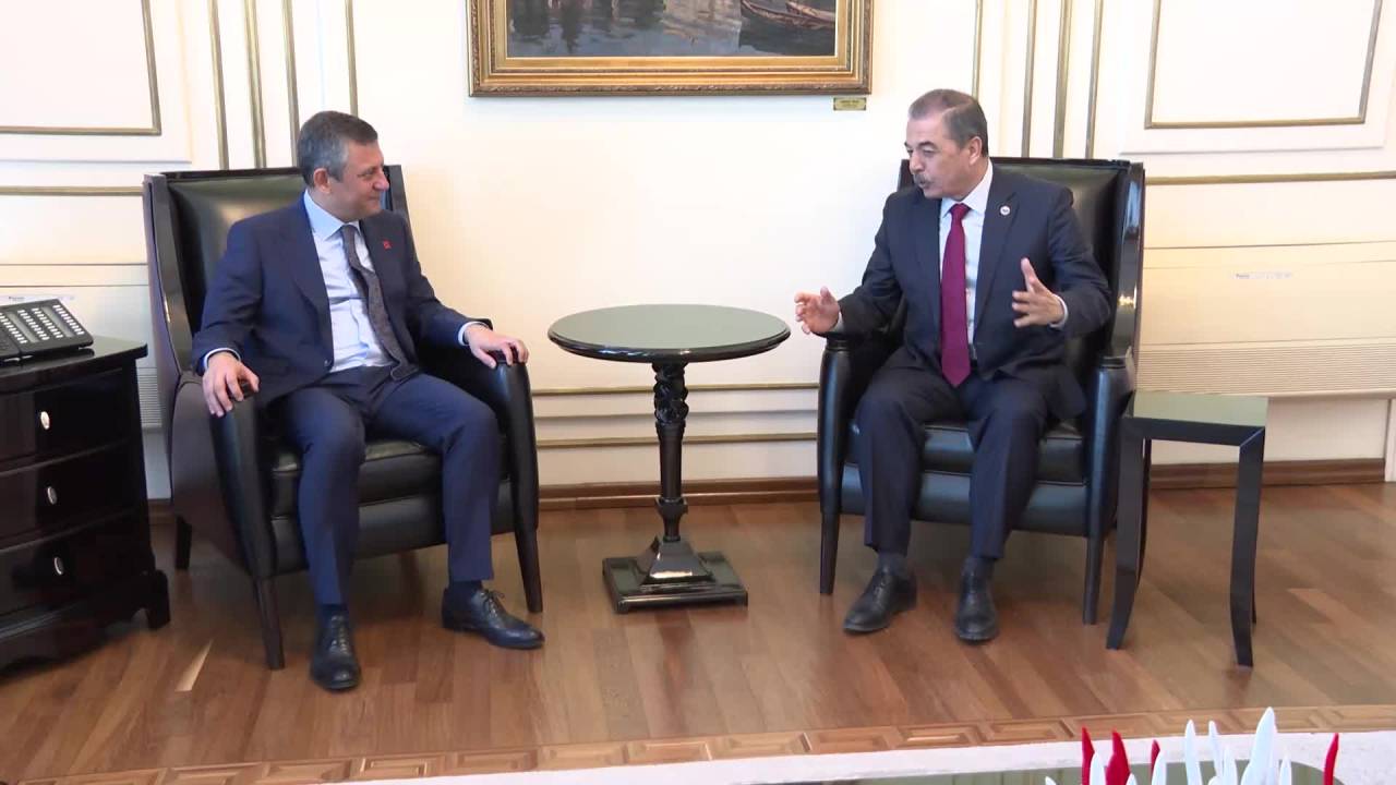 Birleşik Kamu-iş’ten Chp’ye Saraçhane’de Destek Ziyareti