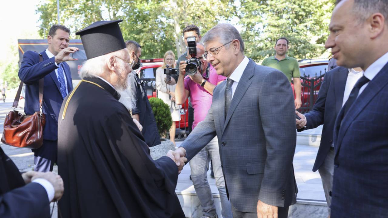 Patrik Bartholomeos'tan İtfaiyeye Teşekkür Ziyareti