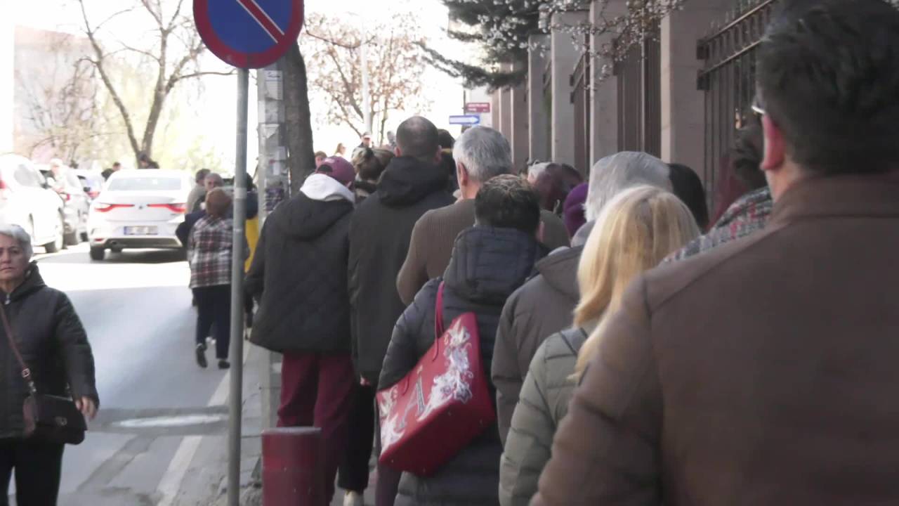 Chp'nin Ön Seçimi İçin Ankaralılar Sandık Başında... Vatandaşlar İmamoğlu'na Desteklerini Dile Getiriyorlar