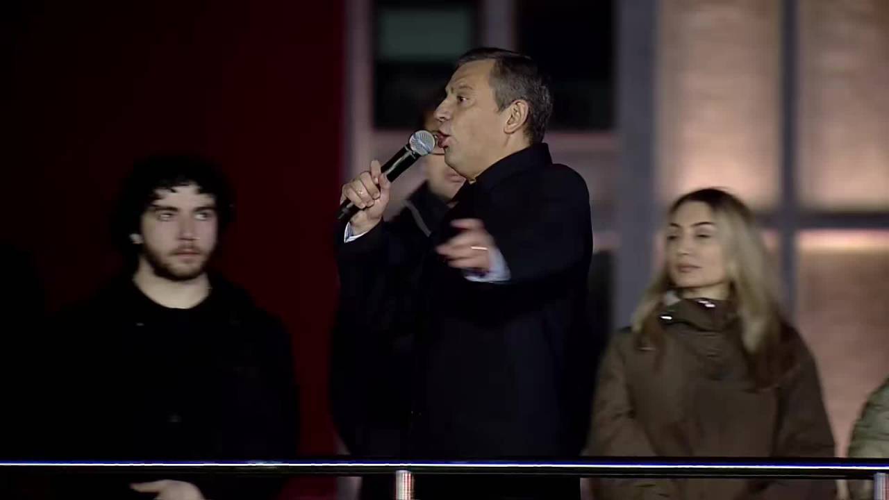 Özgür Özel Saraçhane'de: Büyük Bir Mücadeleye Başlıyoruz
