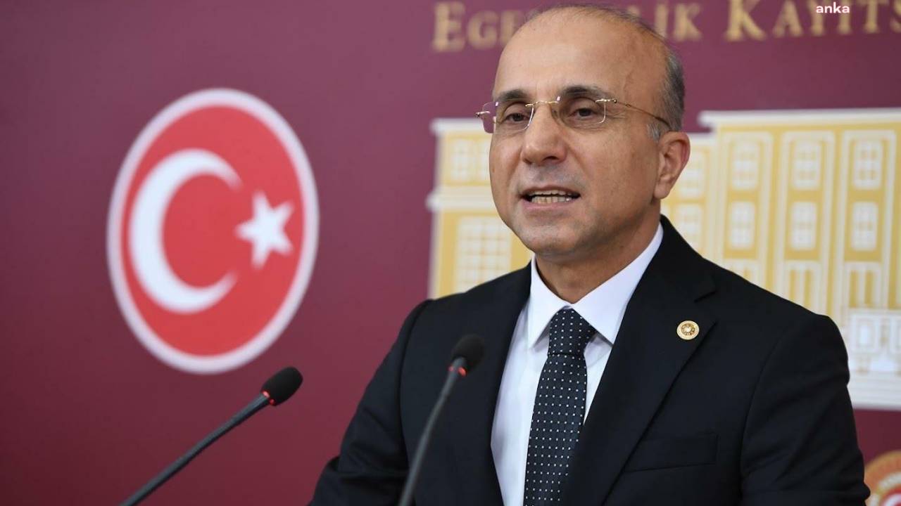 Chp’li Aşkın Genç: Bu Darbe Sadece İmamoğlu’na Değil, Halkın Ekmeğine, Türkiye’nin Ekonomisine Yapılmıştır