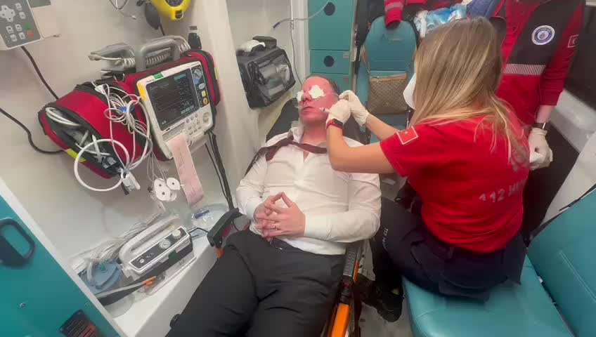 Saraçhane’deki Protestolar Sırasında Polisin Müdahalesi Sonucu Chp’li Deniz Yavuzyılmaz Yaralandı