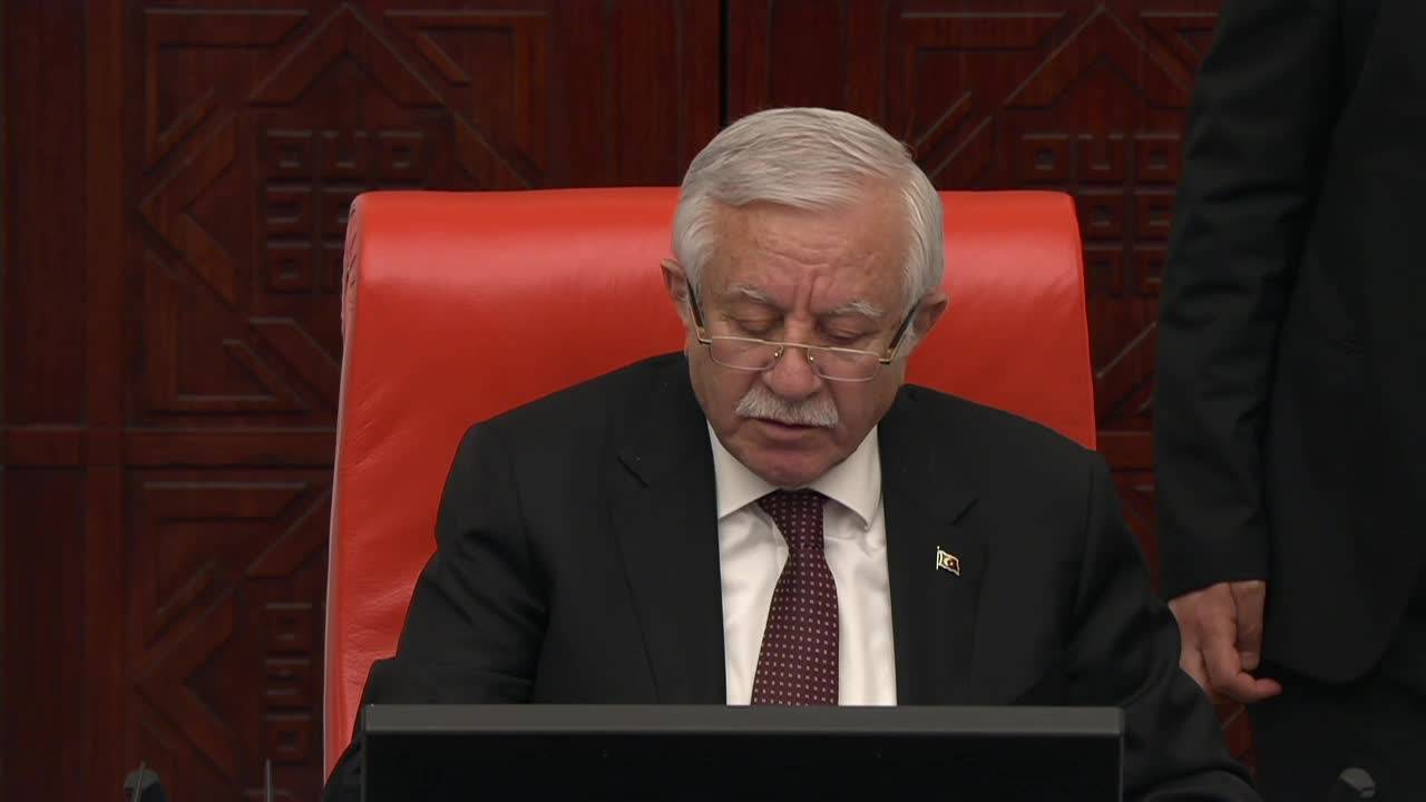 Chp Mersin Milletvekili Gülcan Kış: "Bu Sese Sırtını Dönen Hiçbir İktidar Ayakta Kalamaz"