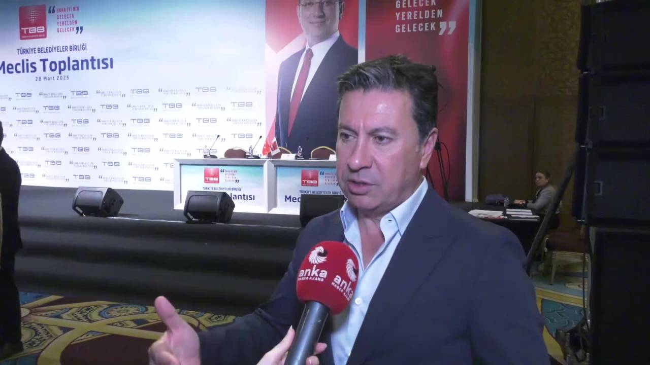 Ahmet Aras’tan İmamoğlu Açıklaması: "Hükümet Diyor Ki, 'Ben Artık Halkın Teveccühünü Kaybettim'"