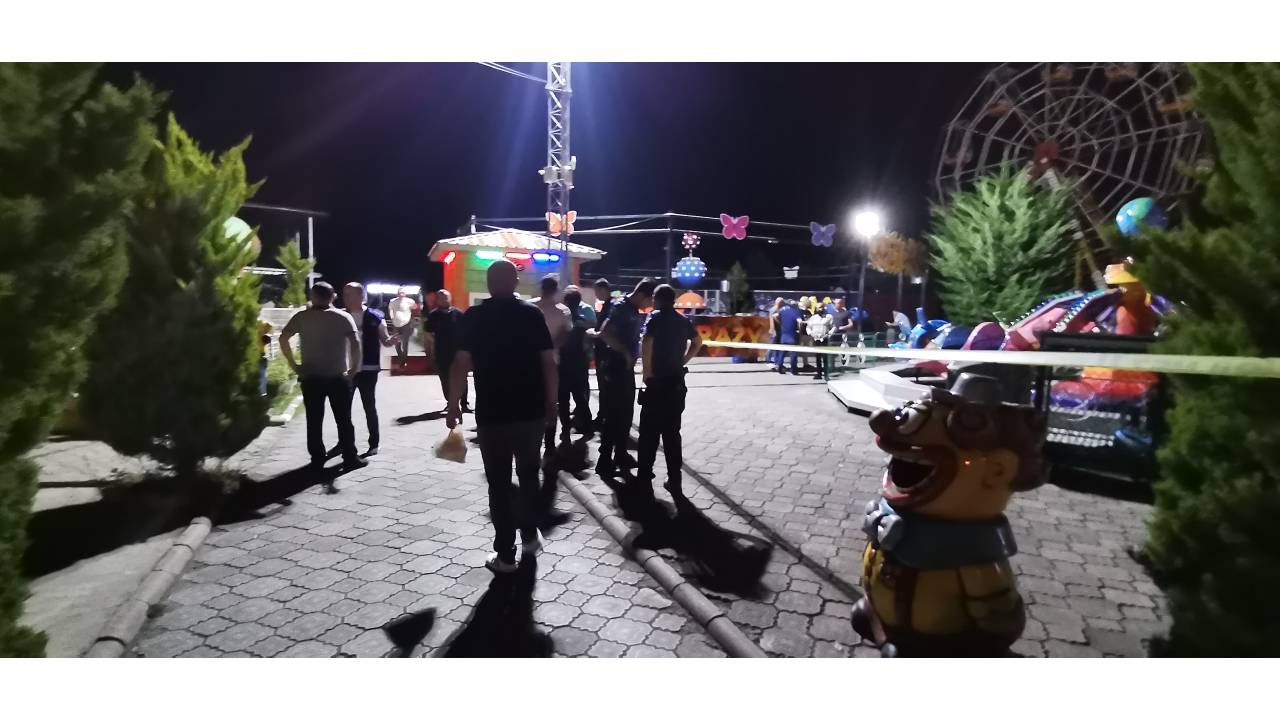 Lunaparkta Eğlence Treni Raydan Çıktı: 4 Yaralı