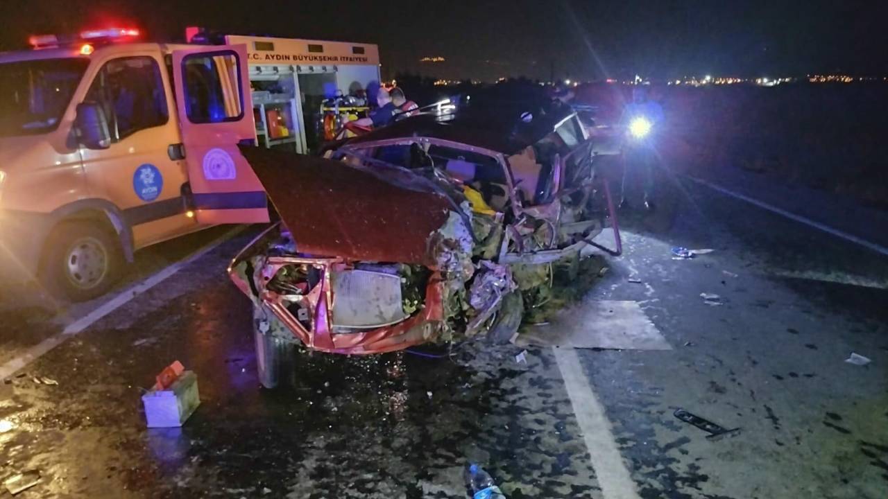 Aydın'da Otomobiller Çarpıştı: 1 Ölü, 2 Yaralı