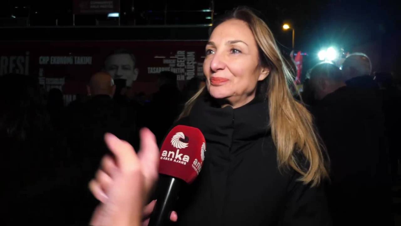Aylin Nazlıaka: "İlk Seçimlerde Egemenliği Yeniden Saraydan Alıp Millete Teslim Edeceğiz"