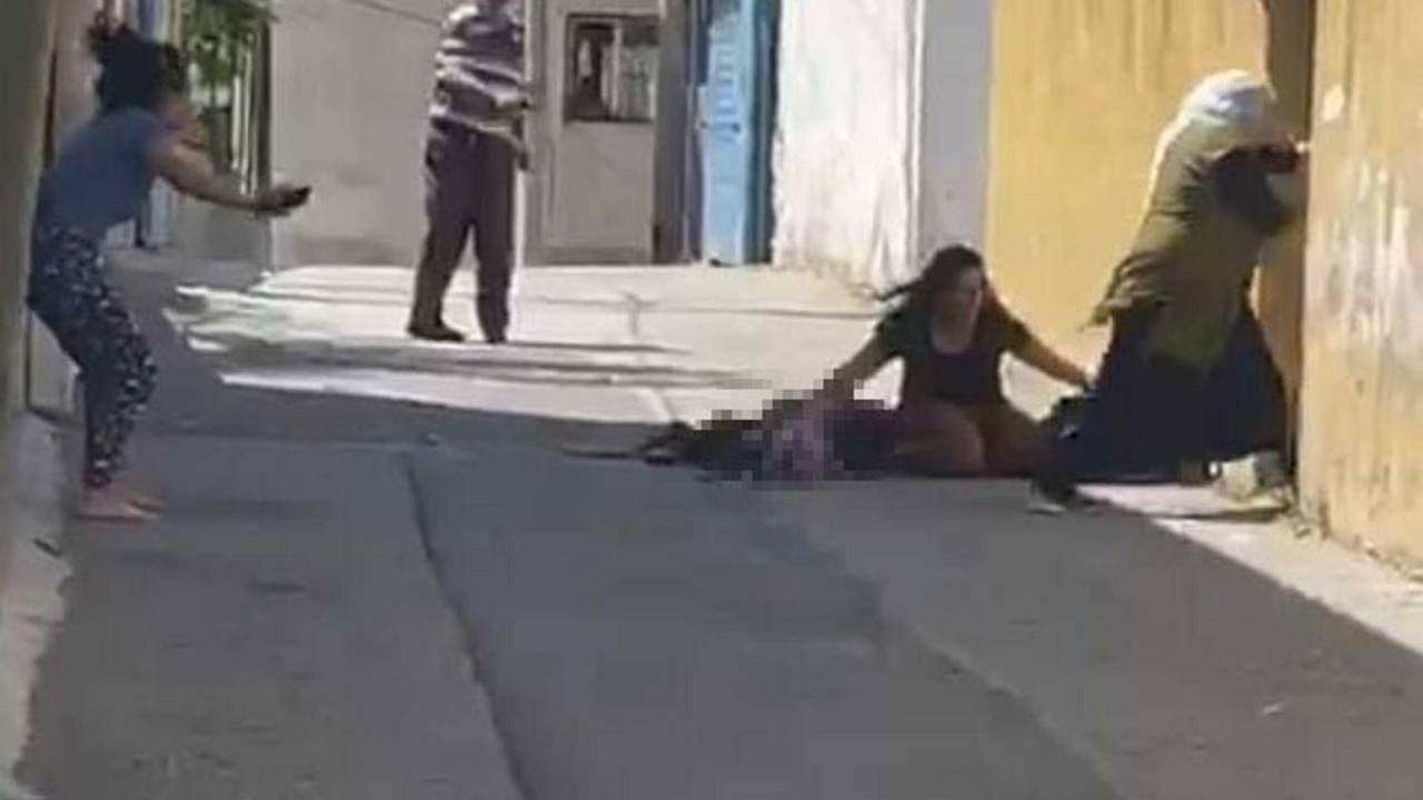 İzmir'de Aynı Aileden 3 Kişinin Öldürüldüğü Olayda Kriminal Raporu Beklenecek