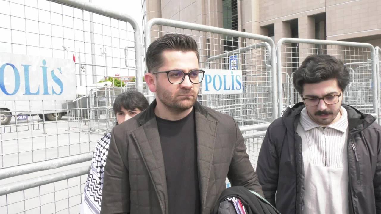 İsrail Protestocuları Da "Çıplak Arama" İddiasında Israrlı: Maalesef Onur Kırıcı Bir Aramaya Maruz Kaldık...