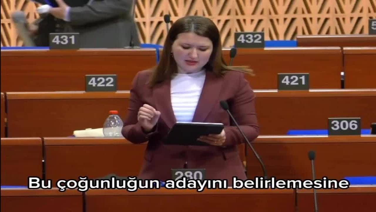 Gökçe Gökçen Akpm’de Konuştu: "Demokrasi Olmadan Güvenlik Olmaz"