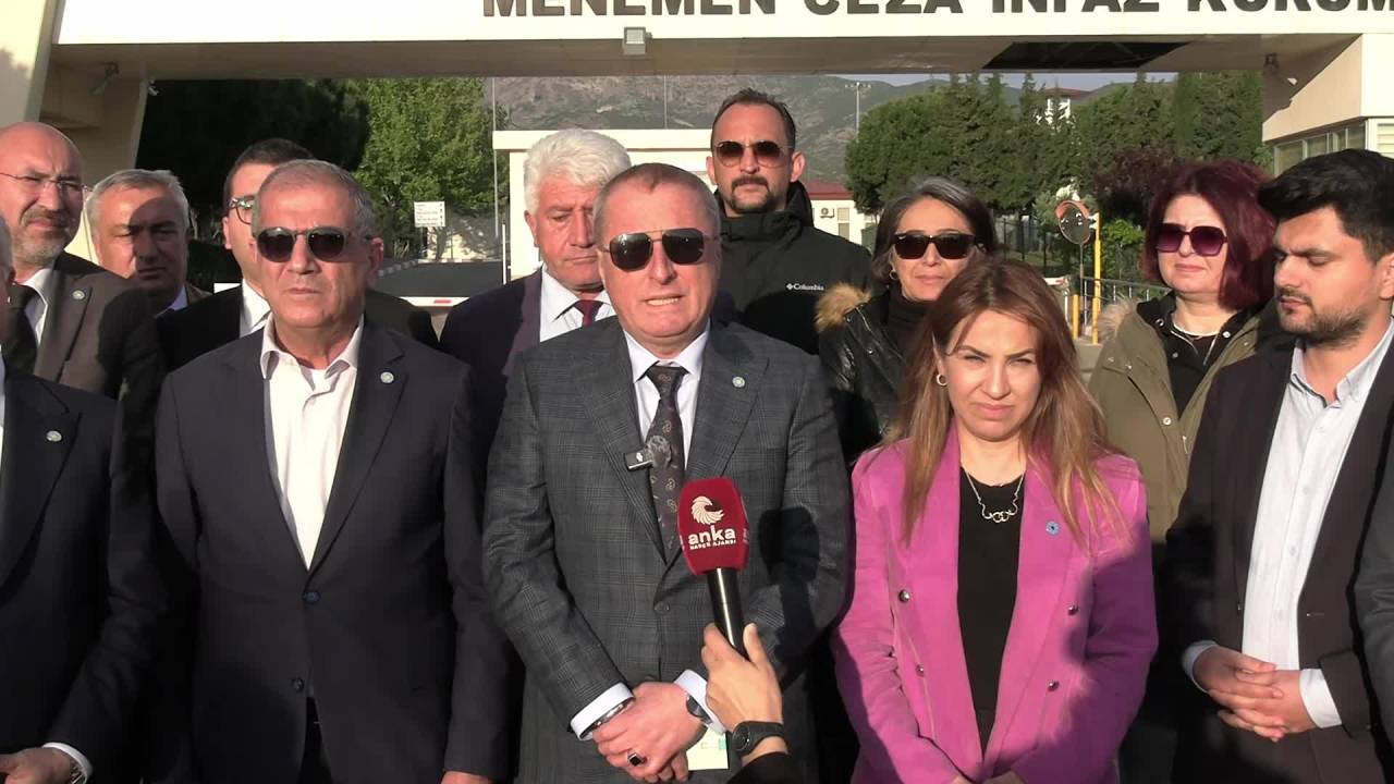 İyi Parti Heyeti Menemen Cezaevinde Bulunan Öğrencileri Ziyaret Etti