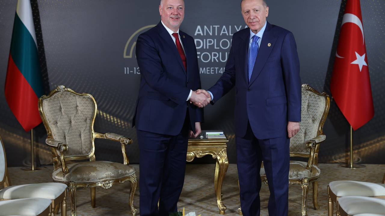 Cumhurbaşkanı Erdoğan, 4. Antalya Diplomasi Forumu'nda Liderlerle Görüşmelerini Sürdürüyor