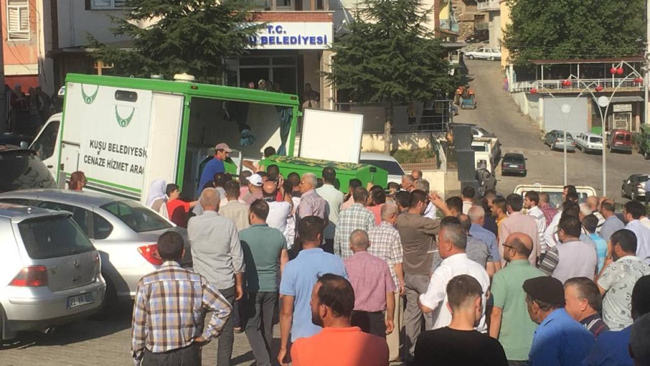 Okul Müdürünün Yamaç Paraşütü Yaparken Öldüğü Kaza Kamerada (3)