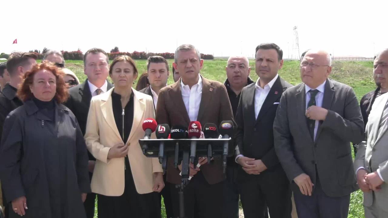 Özel’den Silivri’de İmamoğlu’na Ziyaret: “İmamoğlu, İstanbul’a Yapılan Büyük Kötülüğü Deşifre Edecek”