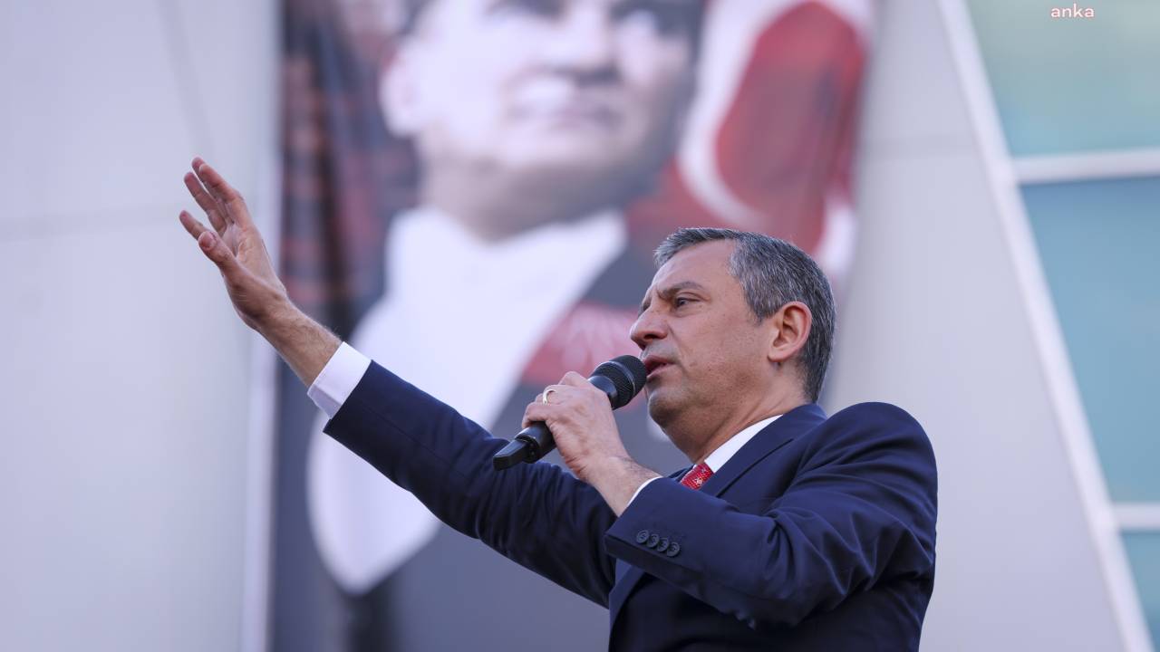 Özgür Özel, 23 Nisan’da Birinci Meclis Önünden Vatandaşlara Hitap Edecek, Anıtkabir’e Yürüyecek