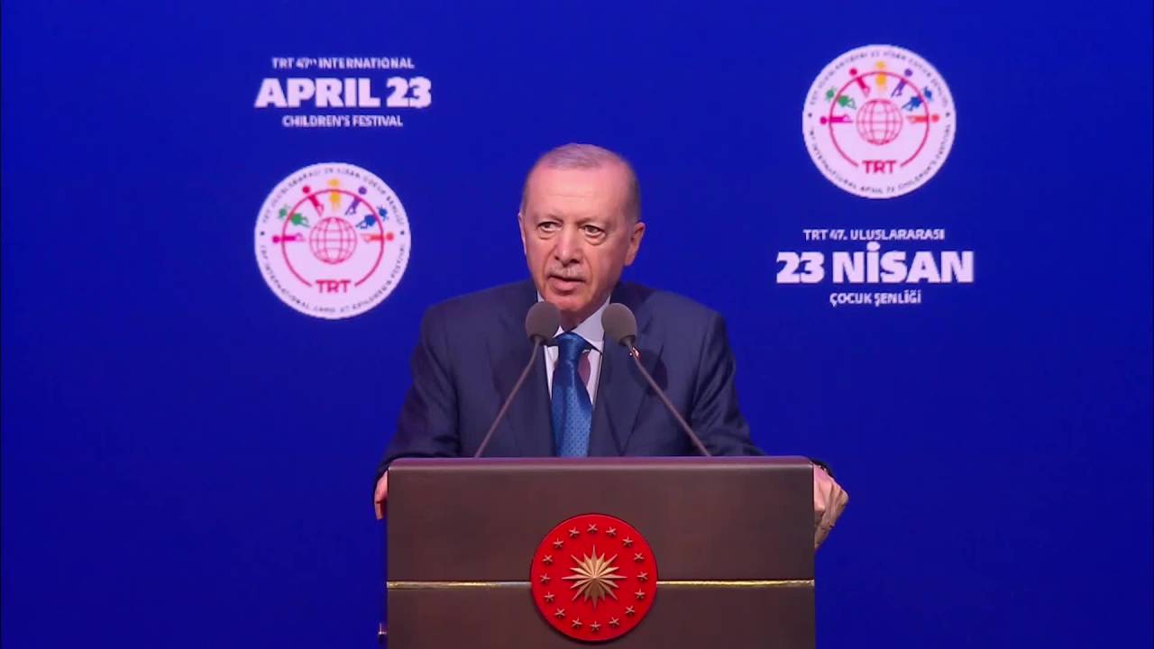 İstanbul'da Deprem... Cumhurbaşkanı Erdoğan: Devletimizin Tüm Birimleri Şu An Teyakkuz Halinde