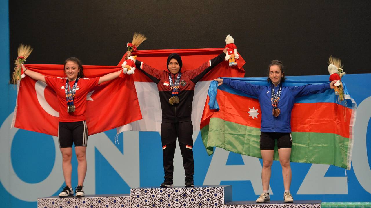 Halterde Endonezya Şampiyon Oldu