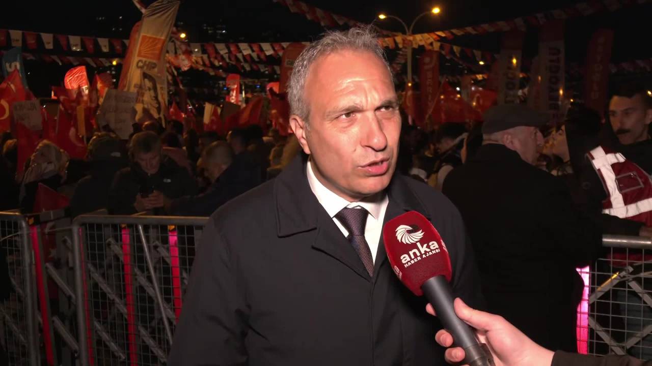 Chp'nin Başakşehir Mitingi... Suat Özçağdaş: "Haksızlıklara Hukuksuzluklara Ses Çıkarmaya Devam Edeceğiz"