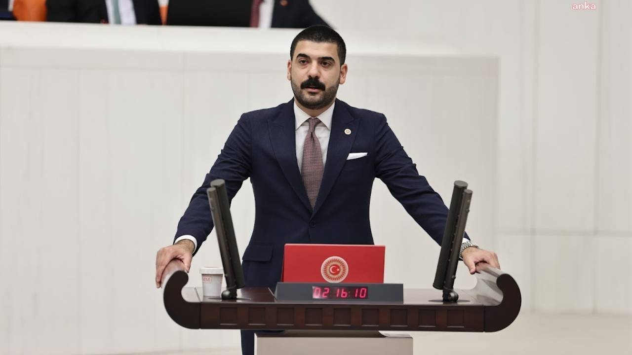 Chp'li Ali Gökçek'ten Bakan Yerlikaya'ya: "Ülkemizde Kaç Adet Çakarlı Araç Bulunmaktadır?"