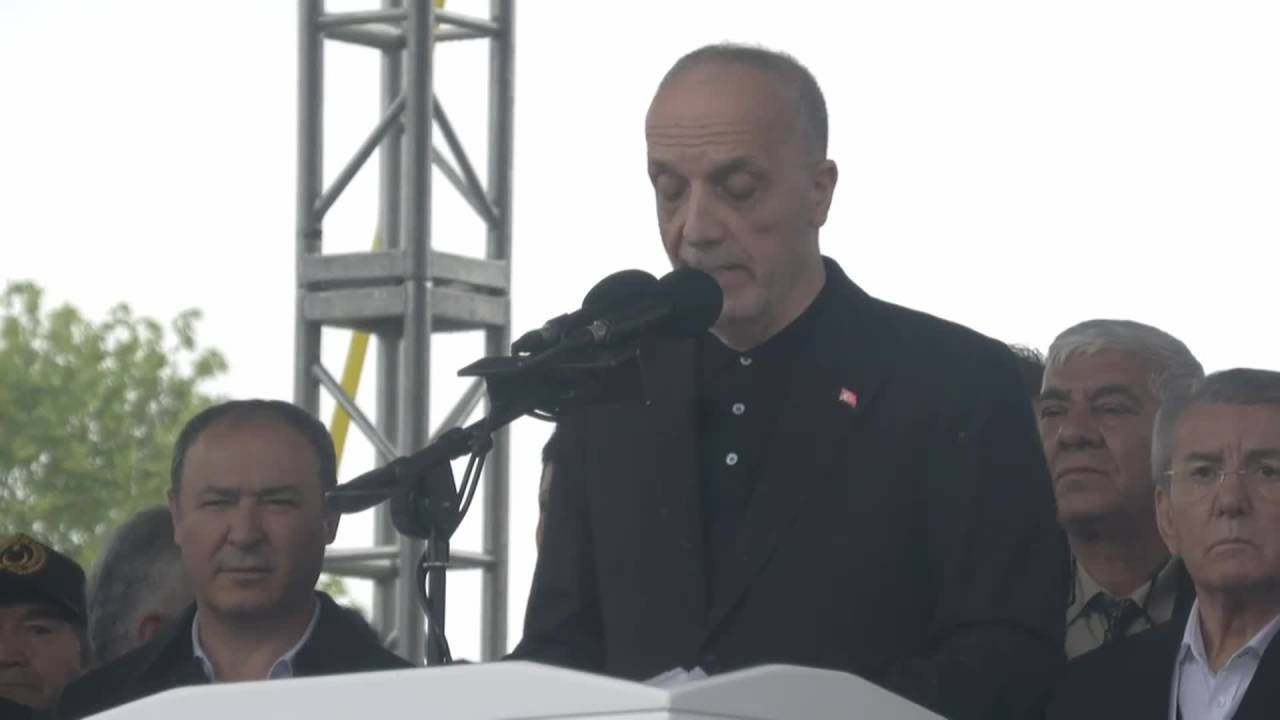 Türk-iş 1 Mayıs’ta Kartal’da Buluştu: "Her Geçen Gün Daha Fazla Eziliyoruz"