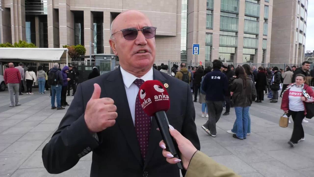 Mahmut Tanal, İstanbul Adliyesi Önünde Açıklama Yaptı: "Ekmek Gibi Su Gibi Hukuka İhtiyacımız Var"