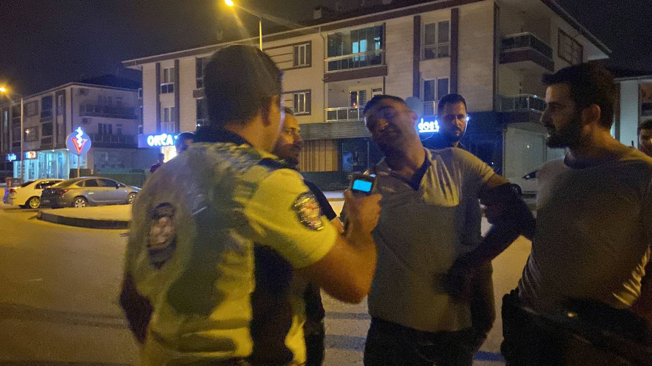 Kazaya Neden Olan Sürücü Alkol Testini Reddetti; "boynumu Kes Üflemem"