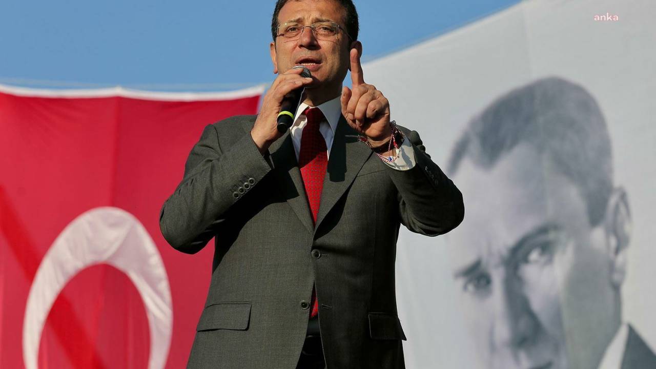 Ekrem İmamoğlu: "Hep Birlikte Yan Yana, Omuz Omuza Saf Tutmuşuz Sırrı Süreyya Önder’i Ebediyete Uğurlarken"