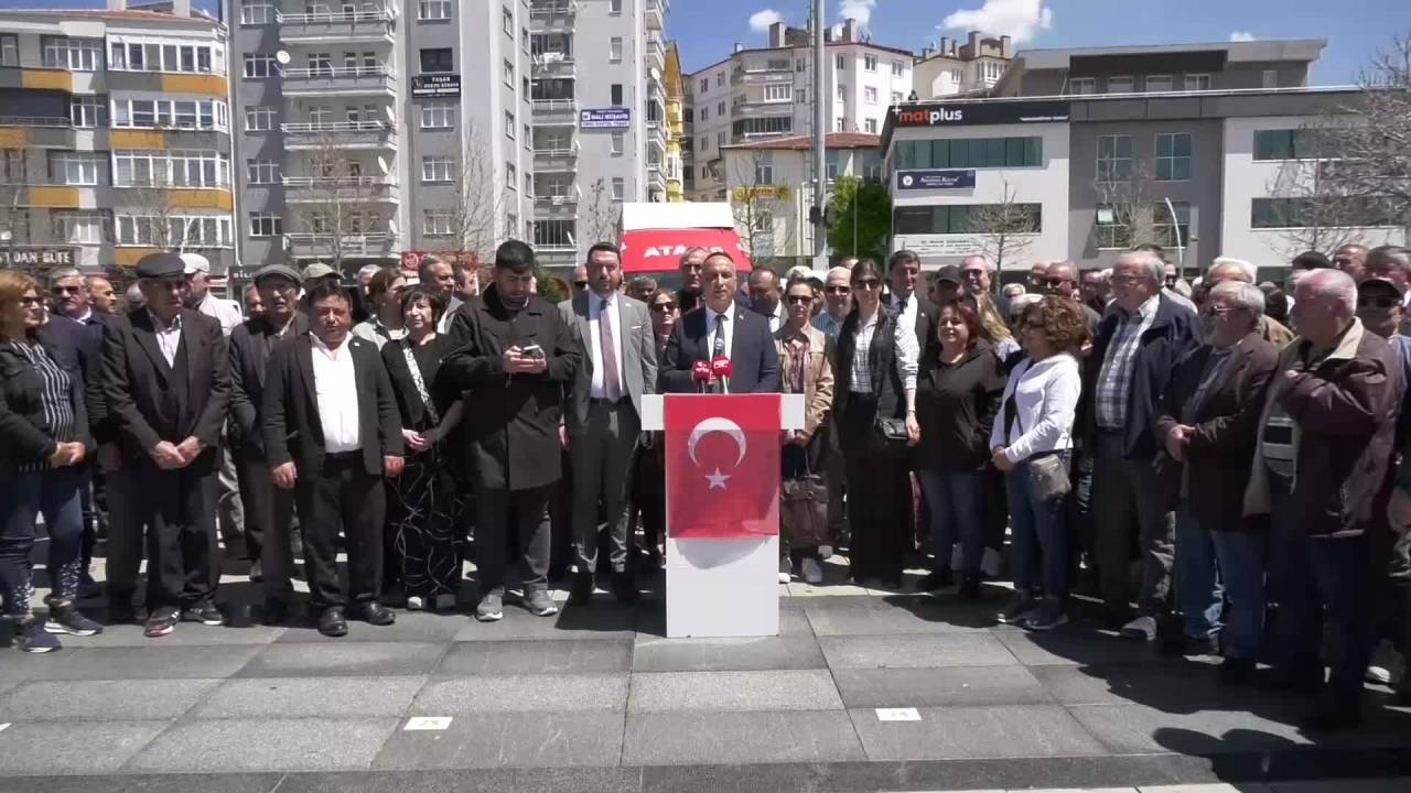 Chp Çorum İl Örgütü, Genel Başkan Özgür Özel’e Yönelik Fiziksel Saldırıyı Kınadı