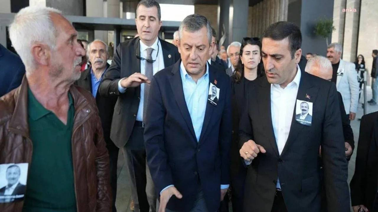 Özgür Özel'e Saldıran Tengioğlu'nun Kızı Chp Genel Merkezi'ni Arayarak, Üzüntülerini Bildirdi