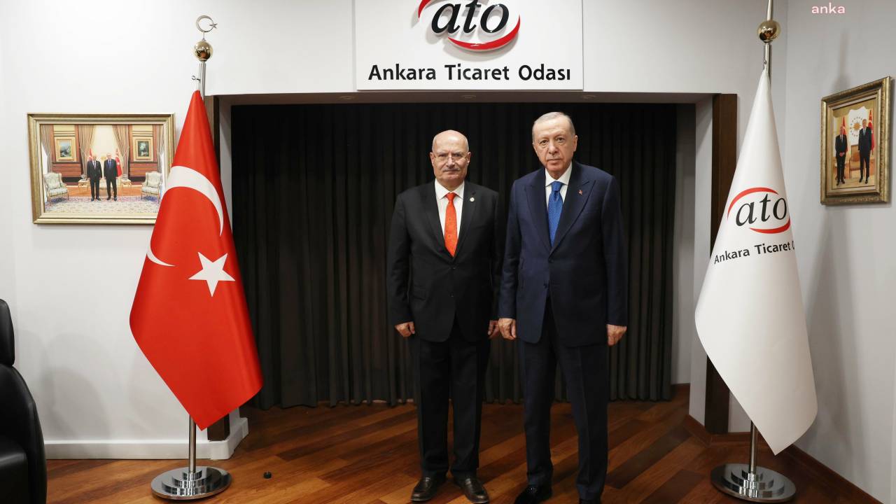 Cumhurbaşkanı Erdoğan, Ankara Ticaret Odasını Ziyaret Etti