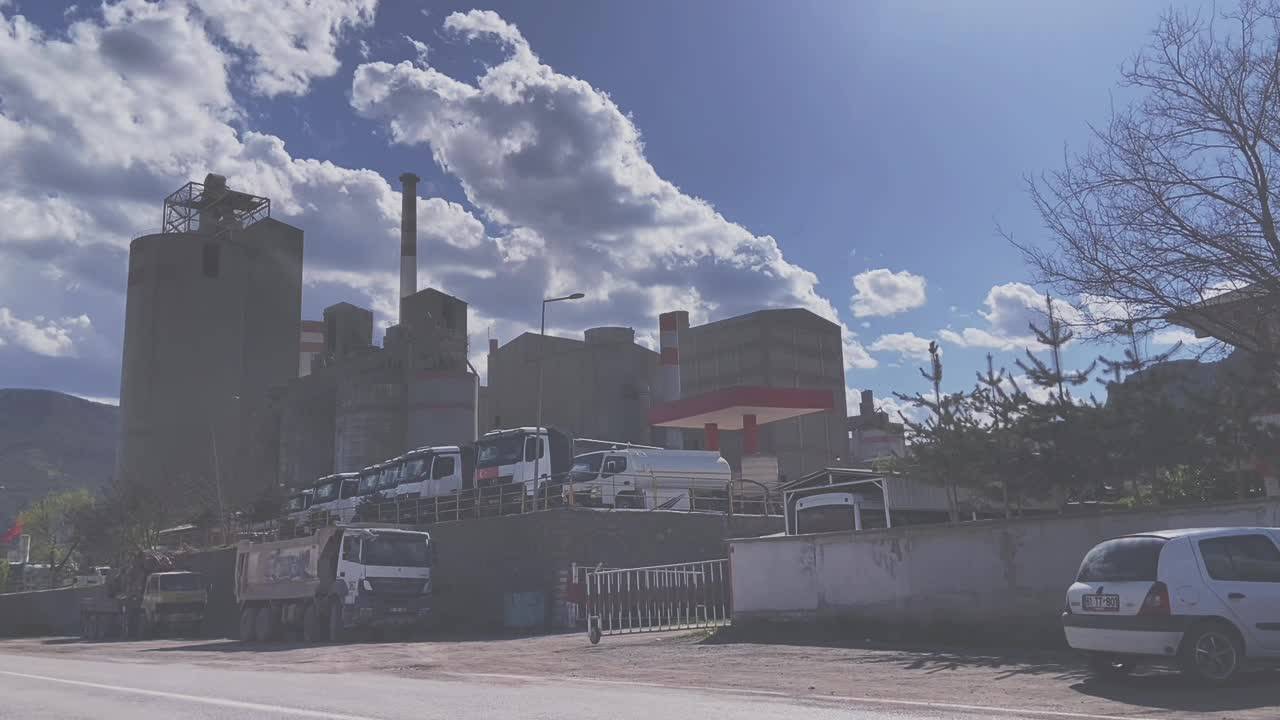 Mhp'li Gümüşhane Arzularkabaköy Belediye Başkanı Tanış'tan Çevre Kirliliğine Neden Olan Fabrikaya Tepki