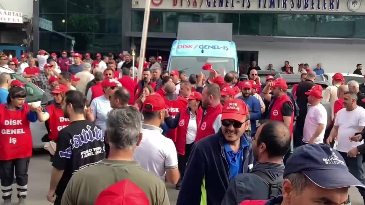 5,9 Milyar Tl'lik Kesinti Sonrası İzmir'de Grev Alarmı