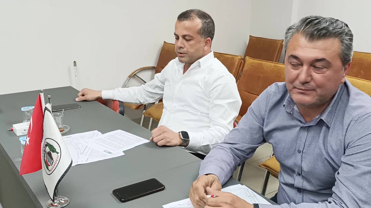 Özgür Özel'e Saldırı Aydın Karacasu Belediye Meclisi'nde Kınandı