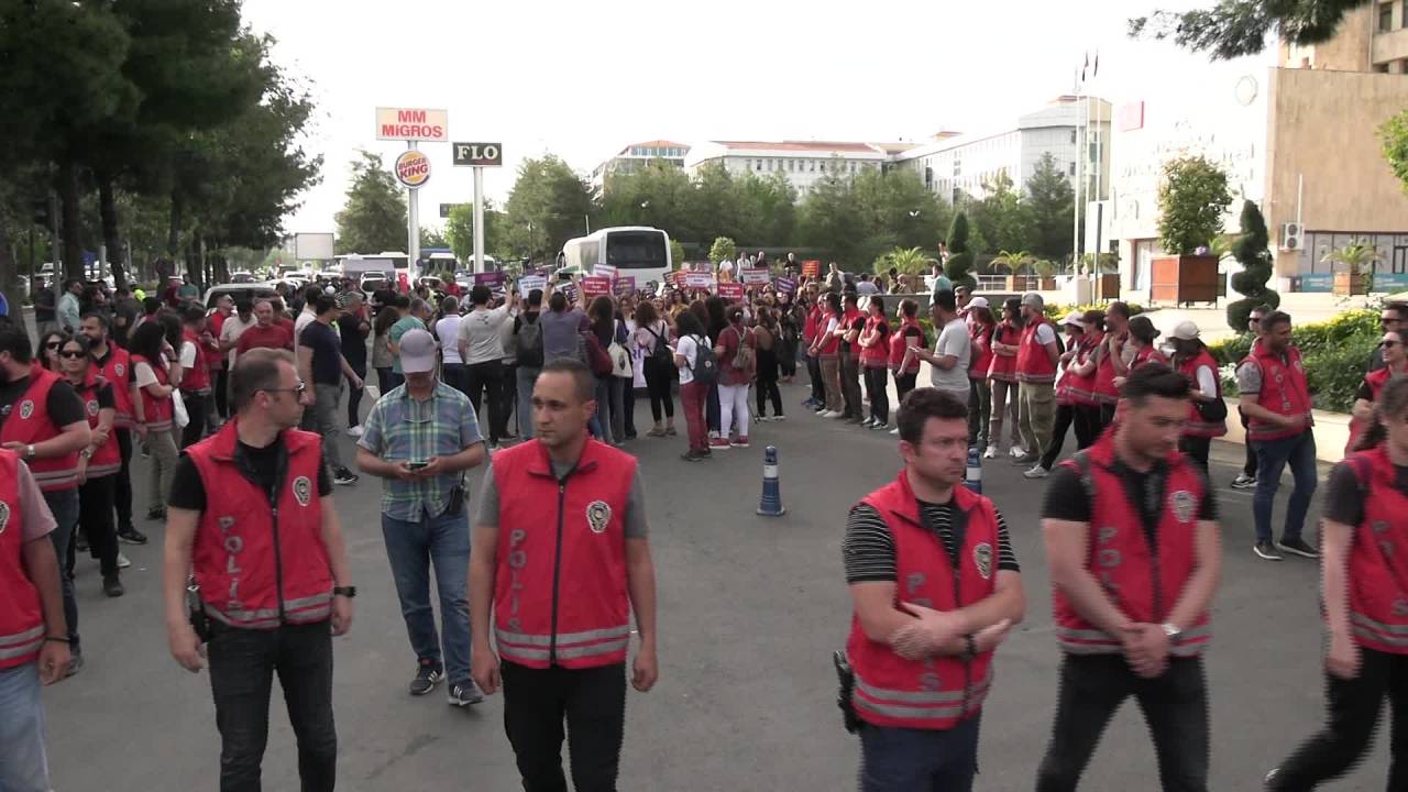 Diyarbakır’daki Kadınlardan ‘Aile Yılı’ Tepkisi: “Aile Değil Özgürlük İdealimizdir”