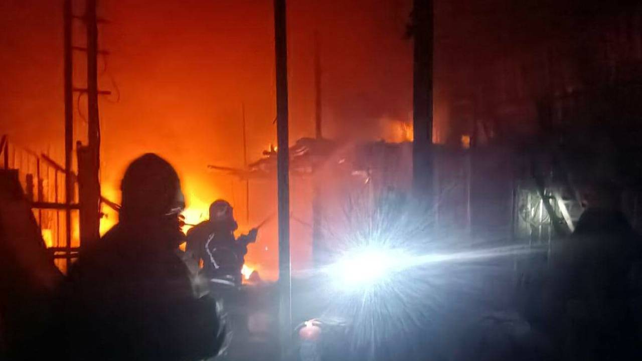 Avcılar’da Geri Dönüşüm Tesisinde Yangın