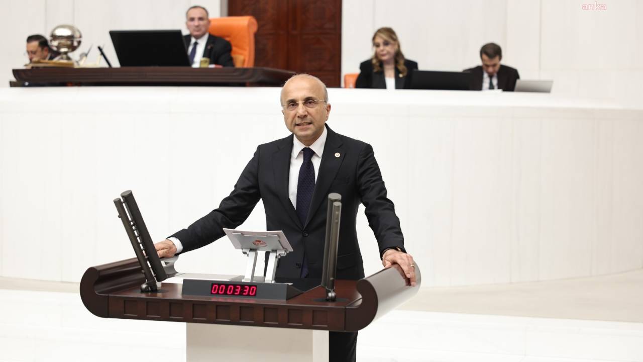 Chp'li Aşkın Genç'ten Pestisit Alarmı: Tarımda Kimyasal Zehir Kullanımı Yüzde 40 Arttı