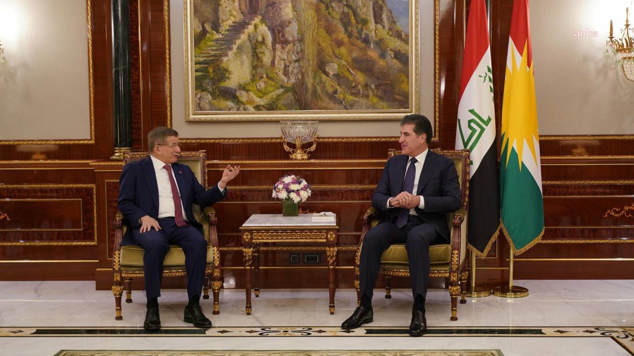 Gelecek Partisi Genel Başkanı Davutoğlu, Ikby Başkanı Barzani İle Görüştü