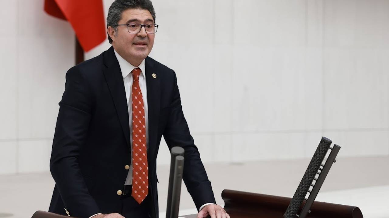 İbb'ye 4. Dalga Operasyon... Ensar Aytekin: "Suç Ve Korku Yaratmaya Bayılıyorlar"