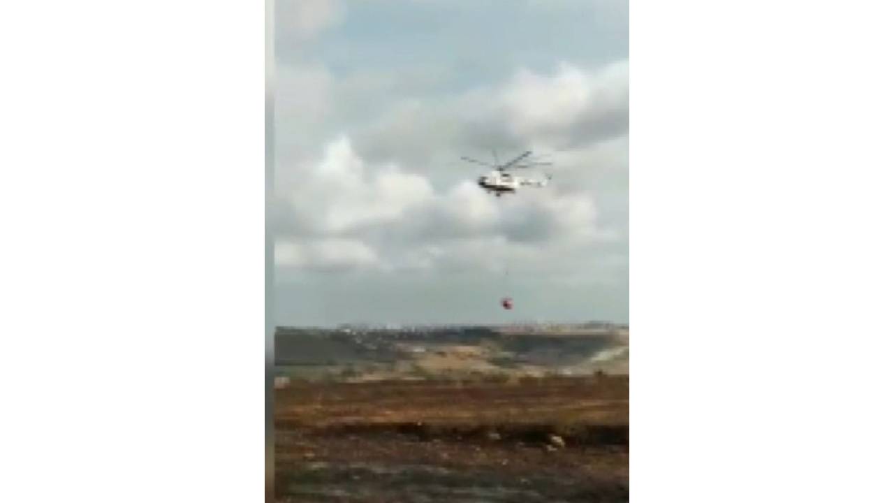 Arnavutköy'de Buğday Tarlasında Çıkan Yangına Helikopterli Müdahale
