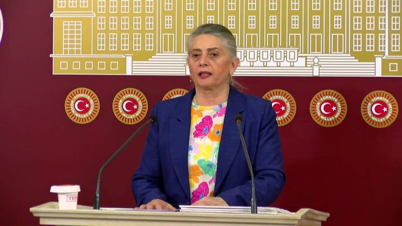 Chp’li Suiçmez'den Çaykur'A Tepki: ''çaykur 4 Gün İçinde Kontenjan Miktarını Dörtte Bire Düşürdü''