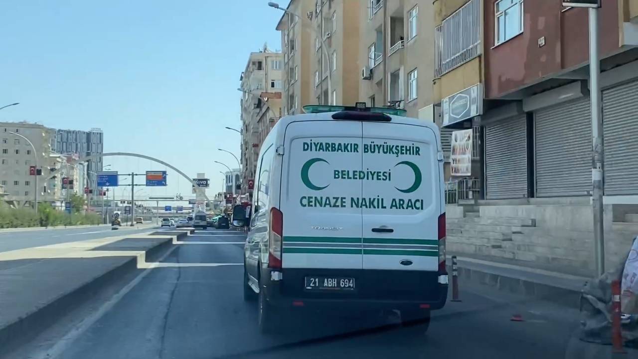 Tokat Attığı Eşinin Yakınları Tarafından Öldüren Baran Toprağa Verildi