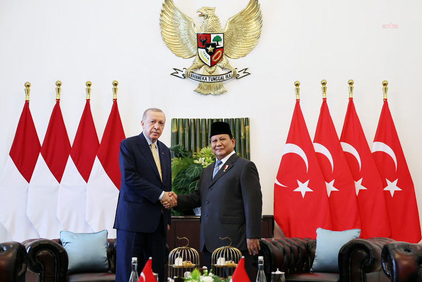 Cumhurbaşkanı Erdoğan, Endonezya Cumhurbaşkanı Subianto İle Telefonda Görüştü