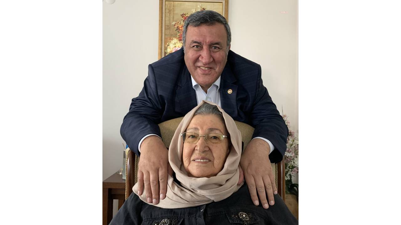 Chp Niğde Milletvekili Ömer Fethi Gürer'in Annesi Kadriye Gürer Yaşamını Yitirdi