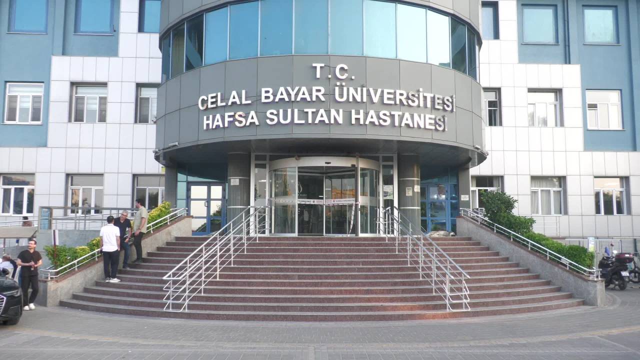 Chp'li Başarır: Ferdi Zeyrek Manisa İçin, Türkiye İçin Çok Önemli Bir İsim