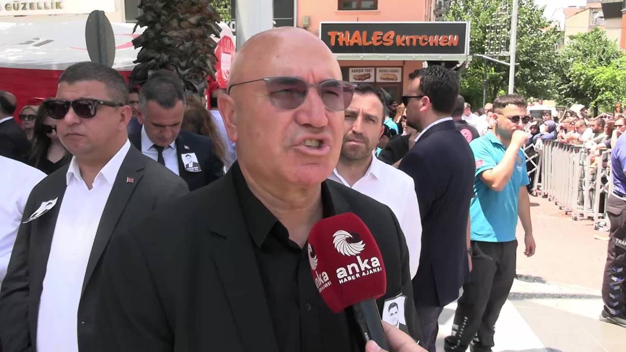 Ferdi Zeyrek’e Veda... Mahmut Tanal: “Liyakatsizlik, Çalışkan Ferdi Başkanımızın Hayatına Mâl Oldu”