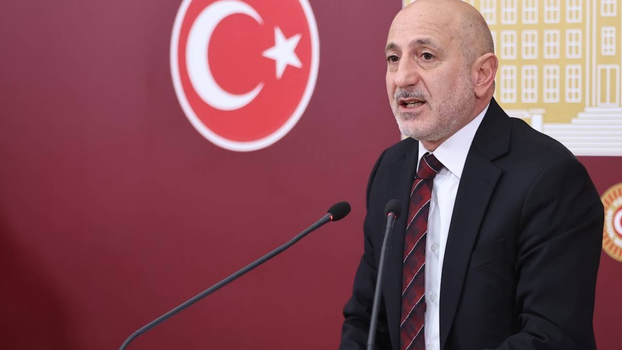 Chp’li Öztunç: ''Çayırhan’ın 20 Milyarlık Toplam Bedeli 45 Günlük Trafik Cezasına Karşılık Geliyor''